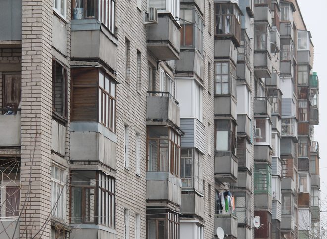 В Рязани молодая женщина погибла, упав с балкона девятого этажа