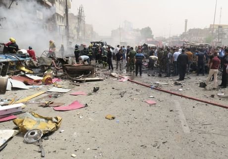 В результате двойного теракта в Багдаде погибли 22 человека