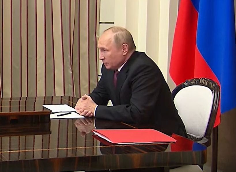 Путин поручил Генпрокуратуре и СК разобраться в причинах трагедии в Кузбассе