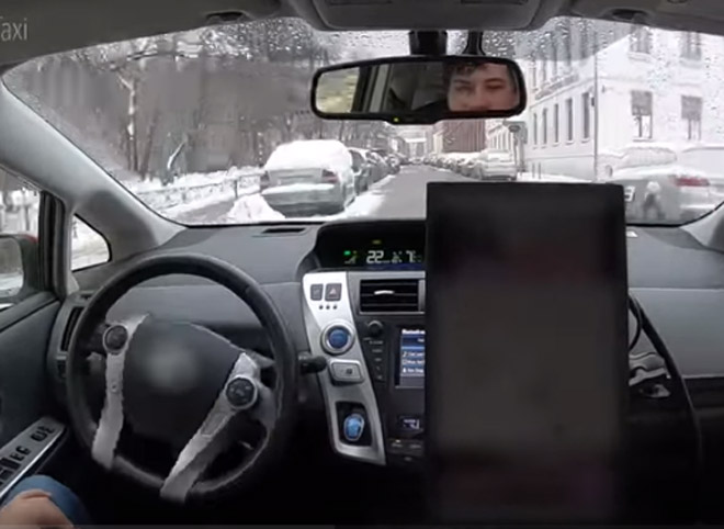 «Яндекс» впервые показал поездку беспилотного такси в Москве (видео)