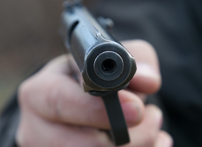 Рязанец устроил стрельбу возле кафе на улице Дзержинского