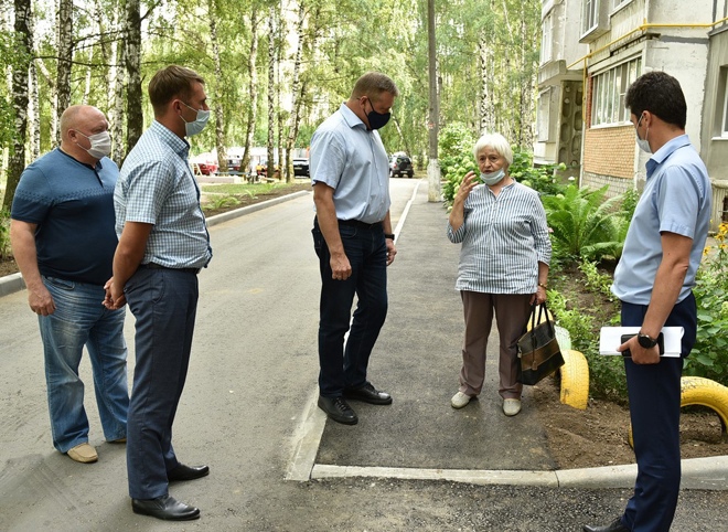 Губернатор Любимов: работы по ремонту дворов должны быть завершены до 1 сентября