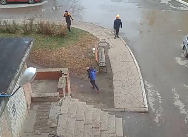 Полиция нашла подростков, закидавших пенсионерку камнями в Новомичуринске