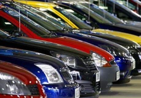 Средняя цена на авто в РФ составила 1,2 млн рублей