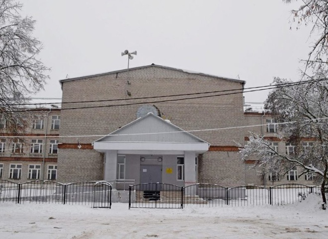 Школу в Рязанской области закрыли на карантин из-за ОРВИ