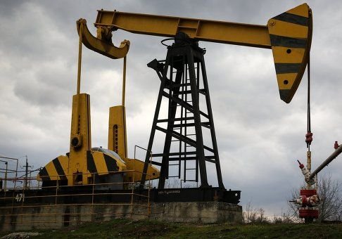 Нефть дорожает из-за угрозы поставкам газа в Европу