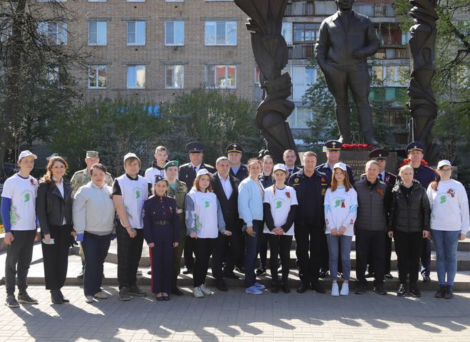 Губернатор Рязанской области Николай Любимов принял участие в акции «Сад памяти»