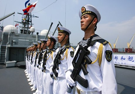 Китайские военные корабли впервые вошли в Новороссийск