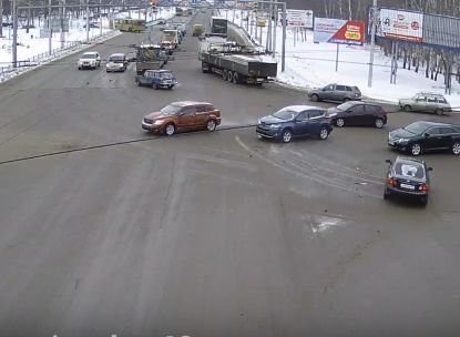 На Московском шоссе столкнулись две Toyota (видео)