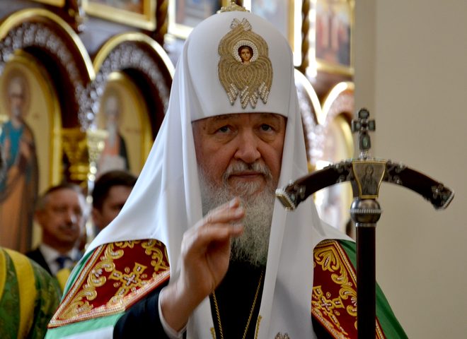 Патриарх Кирилл призвал верующих воздержаться от посещения храмов