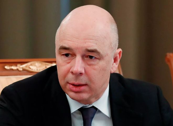 Силуанов объяснил решение не раздавать россиянам деньги в кризис