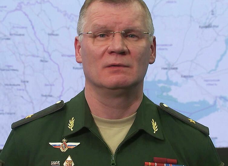 Минобороны РФ опровергло фейковые вызовы россиян из запаса в военкоматы