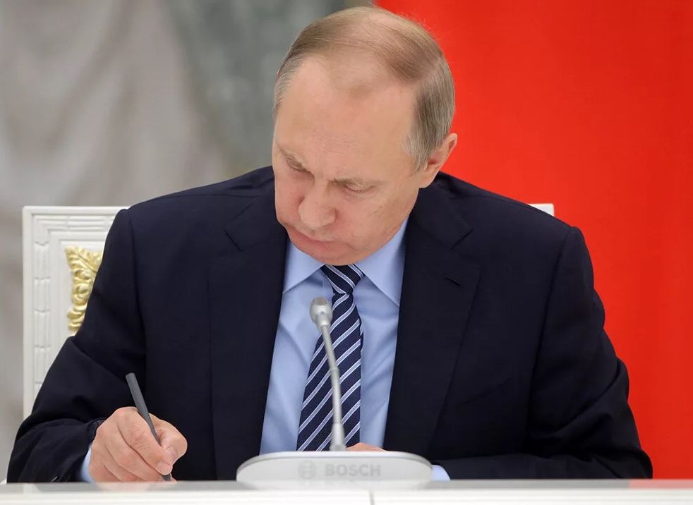 Путин подписал два закона «о выборах»