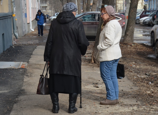Рязанские власти призвали пенсионеров соблюдать домашний карантин