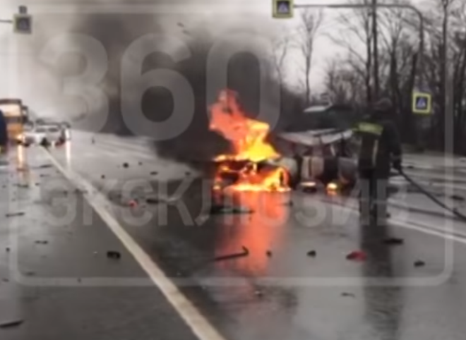 На Рязанском шоссе водитель «Жигулей» сгорел заживо (видео)
