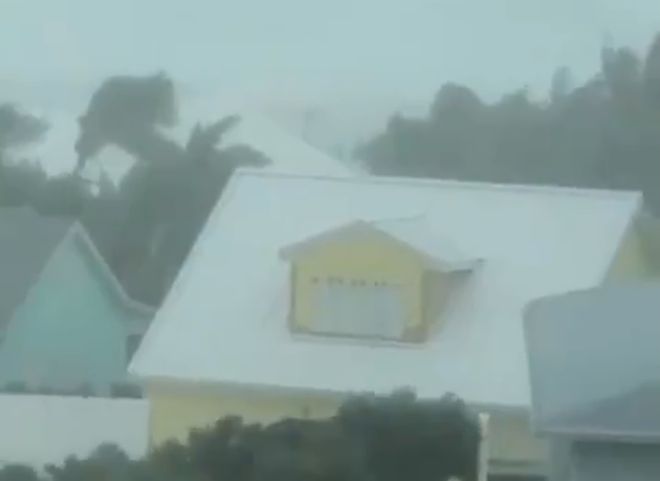 В Джорджии, Южной Каролине и Флориде объявлена эвакуация из-за приближения урагана «Дориан»