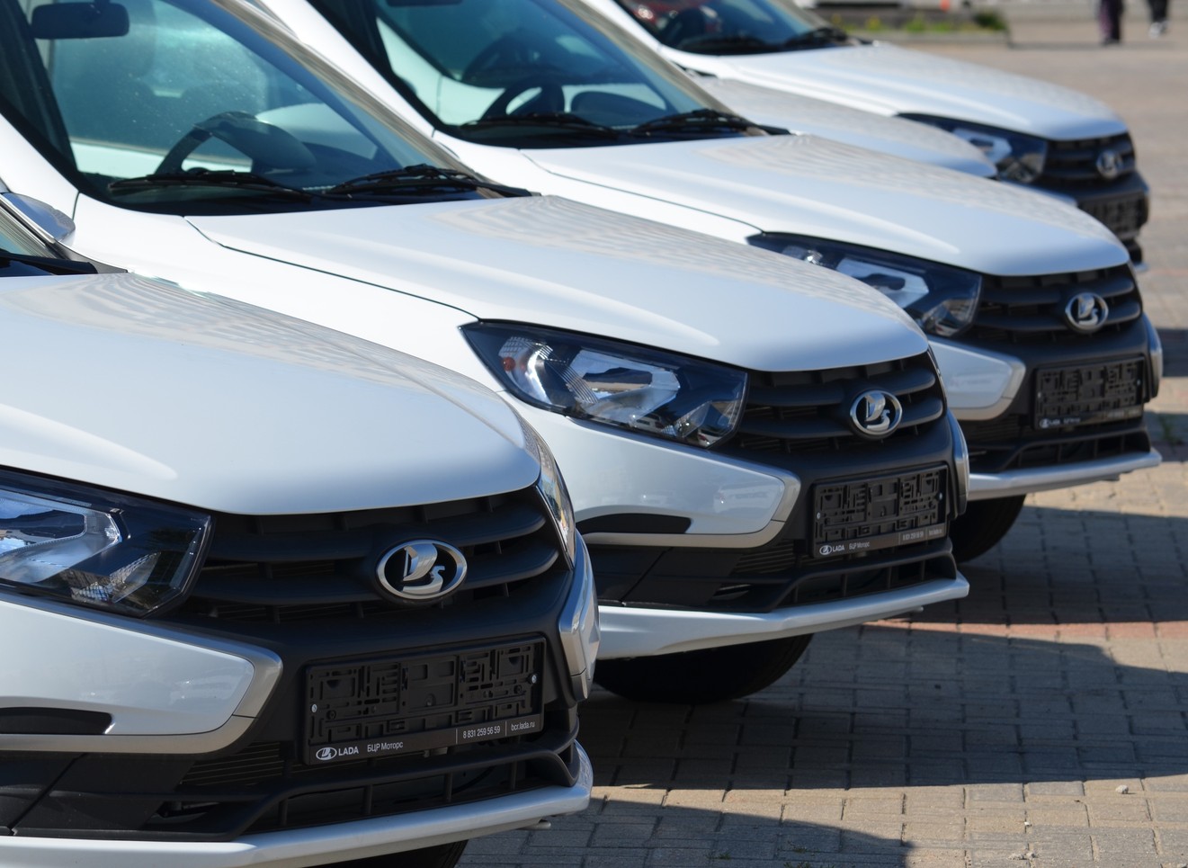 «АвтоВАЗ» поднял цены на автомобили «Лада»