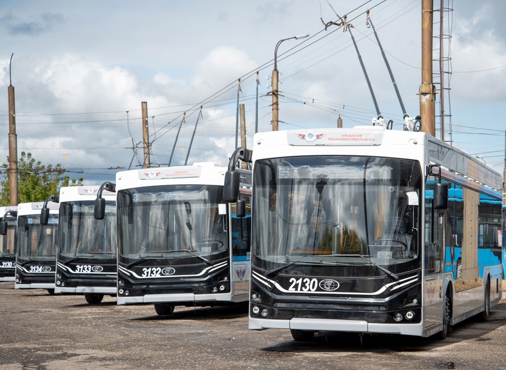 Рязанские водители получили ключи от 10 новых троллейбусов
