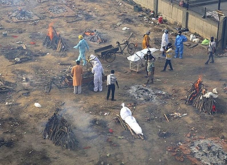 Массовое сожжение тел в провинции Махараштра