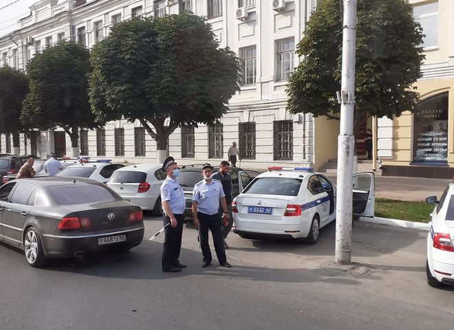 В центре Рязани засняли скопление полиции