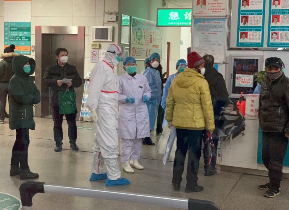 Число умерших от китайского коронавируса превысило 40 человек