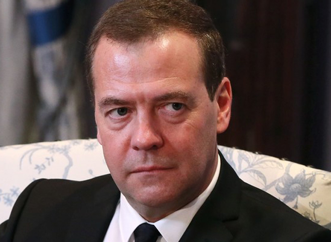 Кабмин при пенсионной реформе старается учесть интересы работников — Медведев