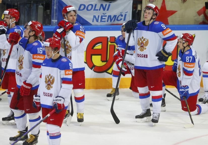 ФХР оштрафовали за уход сборной России с гимна Канады