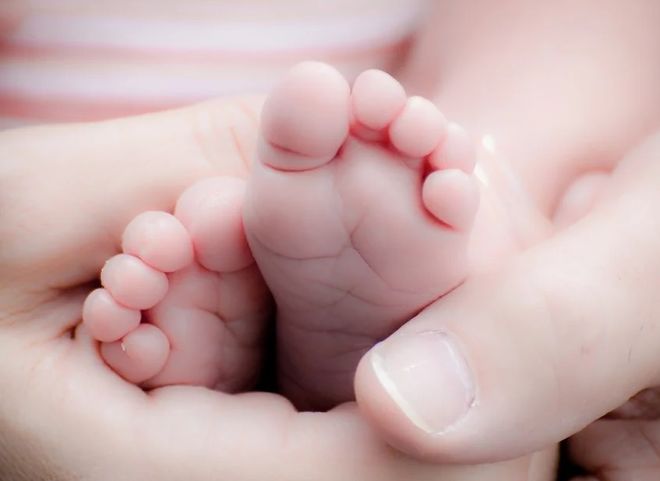 В Подмосковье зафиксировали случаи заражения коронавирусом у двух младенцев