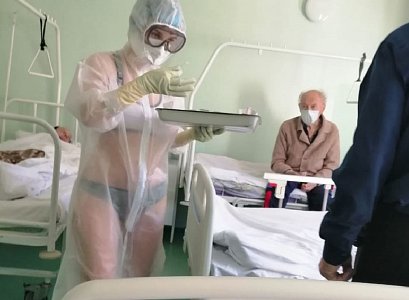 СМИ: тульская «медсестра в купальнике» окончила РязГМУ