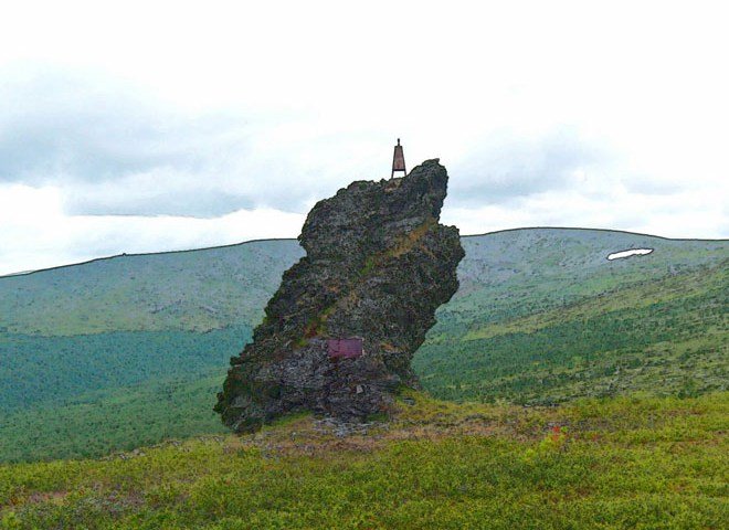 На перевале Дятлова  по неизвестной причине скончался турист