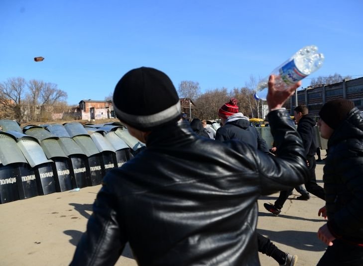 Рязанская полиция провела учения по пресечению массовых беспорядков (видео)
