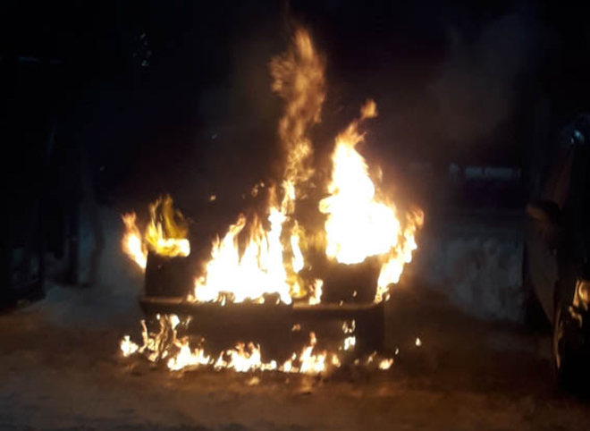 Владелец сгоревшего в Дашково-Песочне автомобиля обратился к рязанцам