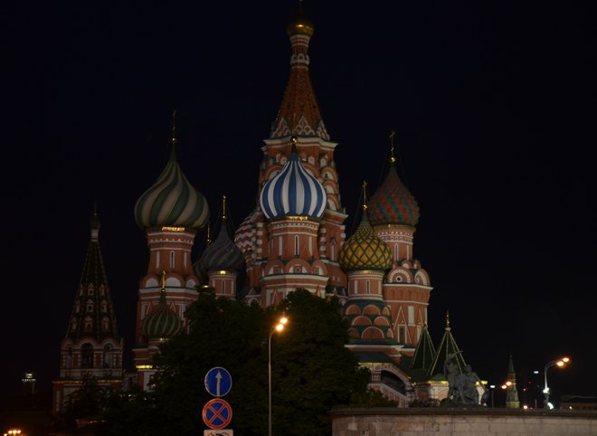 Большинство россиян считают свою страну влиятельной на мировой арене