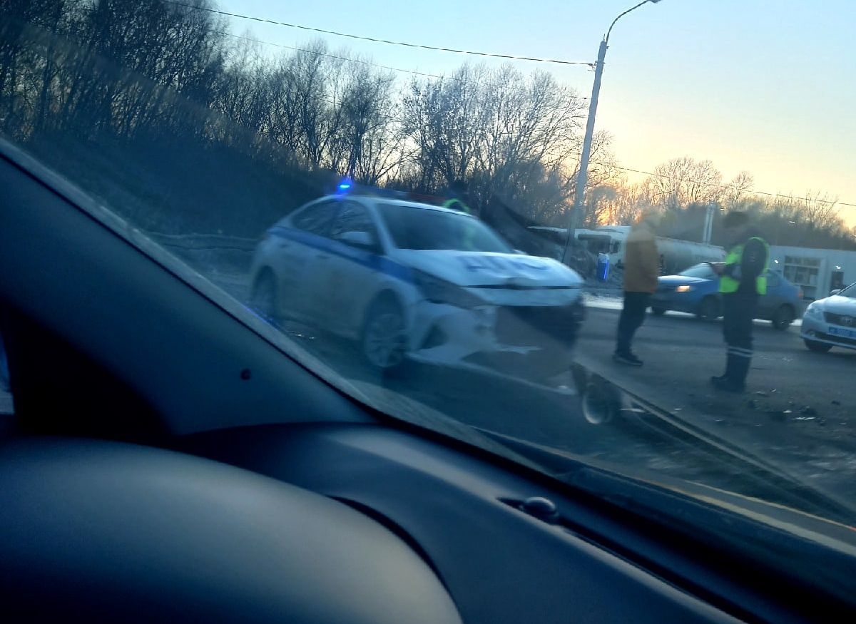 В полиции сообщили подробности ДТП с патрульным автомобилем на Северной окружной