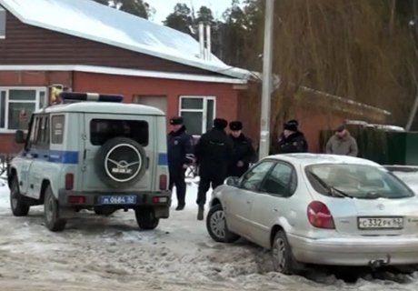 В Солотче нетрезвый рязанец врезался в полицейский УАЗ (видео)