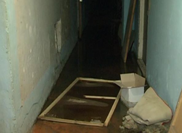 В Рязани из-за прорыва канализации погибло более 100 уникальных картин