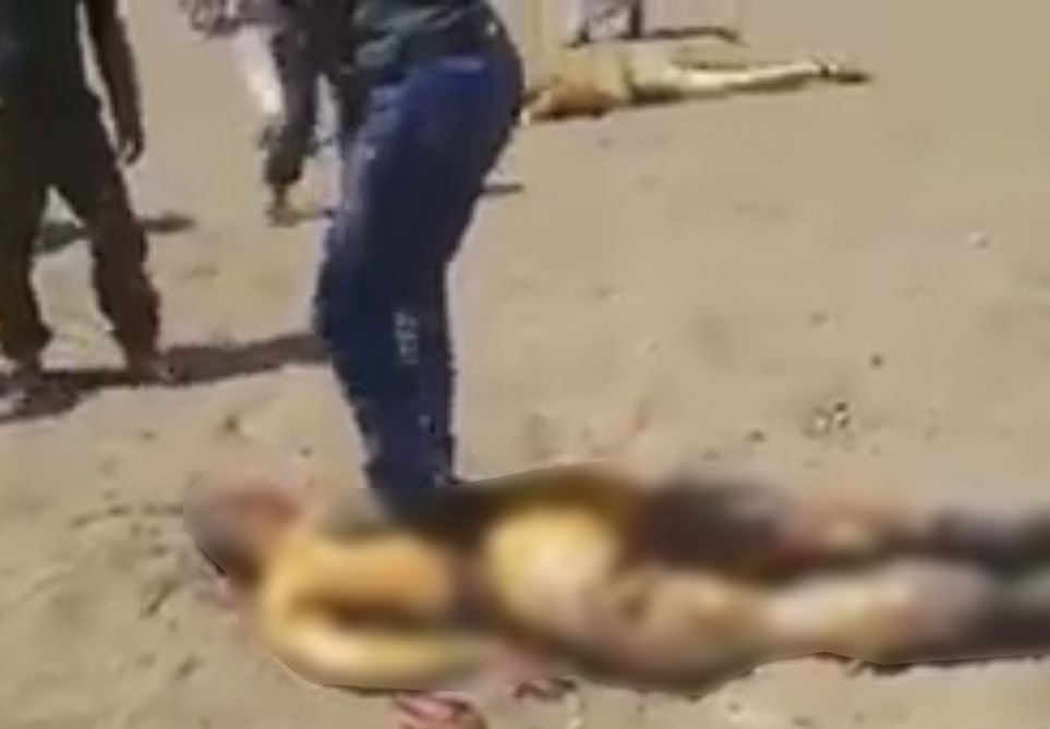 В сети появилось видео глумления над телами российских военных в Сирии