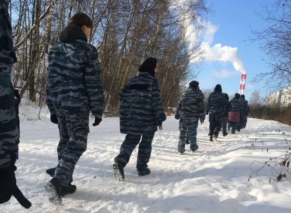 В Москве задержали 25 «омоновцев», охранявших слово «Свобода»