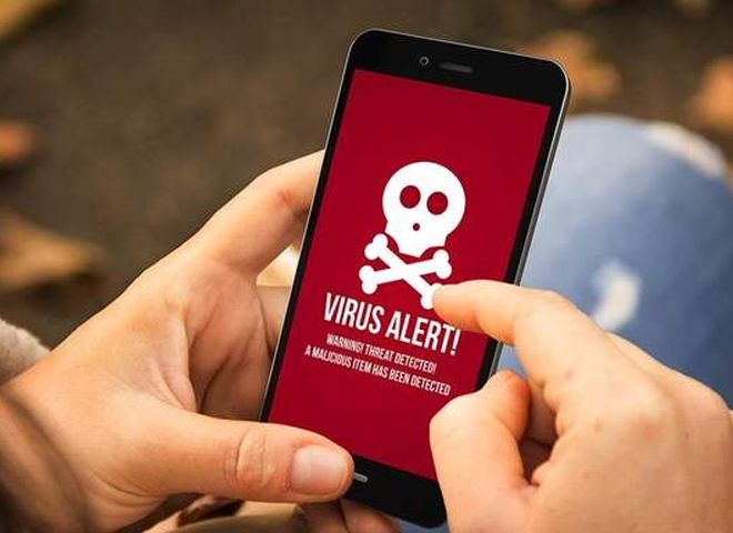 Новый вирус-шпион крадет сообщения из WhatsApp и записывает разговоры