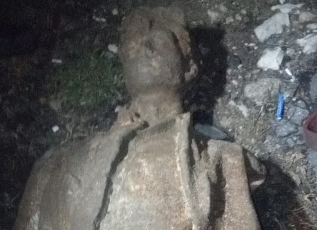 На берегу Оки в Лесопарке археологи нашли статуи сталинской эпохи