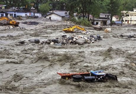 В результате наводнения в Индии погибли 188 человек