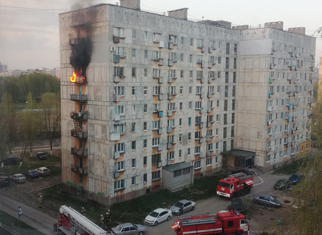 В Дашково-Песочне загорелась многоэтажка