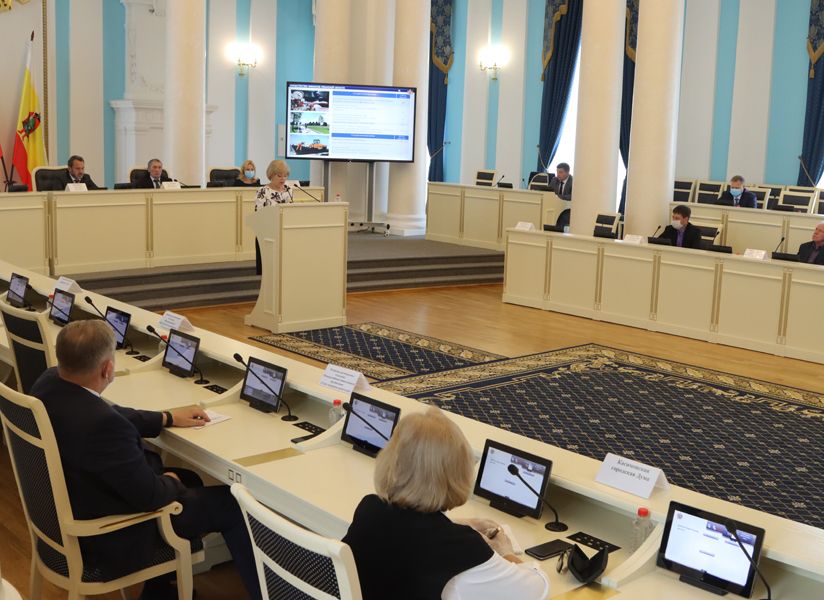 В Рязанской облдуме прошли слушания об исполнении бюджета