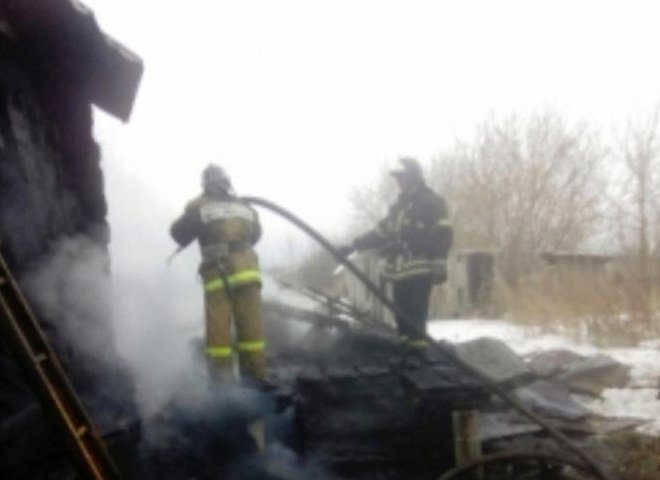 На пожаре в жилом доме под Касимовом погиб 35-летний мужчина