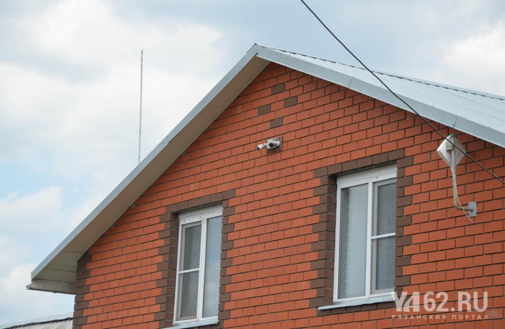Фото 5 Камеры видеонаблюдения у соседей Томика.JPG