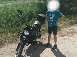 В Рязанском районе поймали ребенка за рулем мопеда