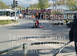 В ДТП на въезде в Недостоево пострадал водитель трицикла