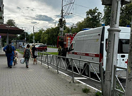 На улице Есенина заметили машины экстренных служб