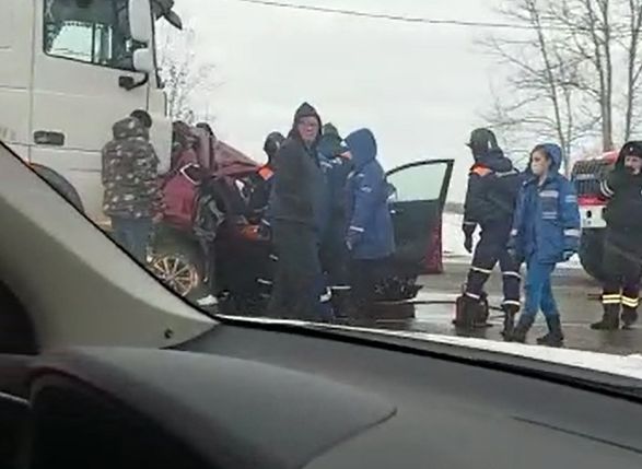 Опубликовано видео с места смертельной аварии на трассе Рязань – Михайлов
